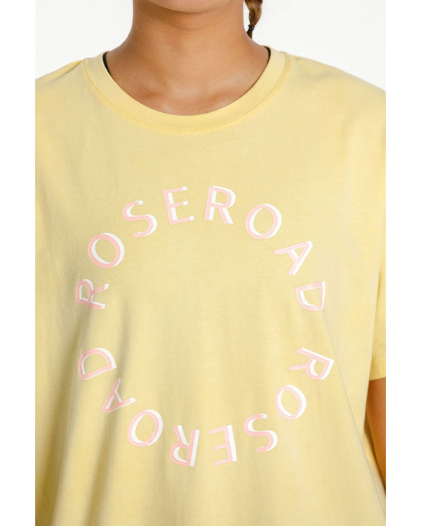 rose-road-topher-tee-buttercup-with-circular-print-front
