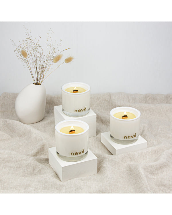 neve-medium-candle-raspberry-vanilla