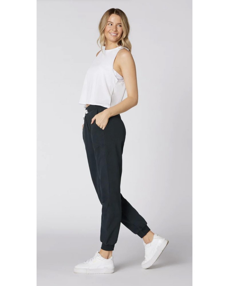 L_urv-electrify-relaxed-trackpant-charcoal-side-view