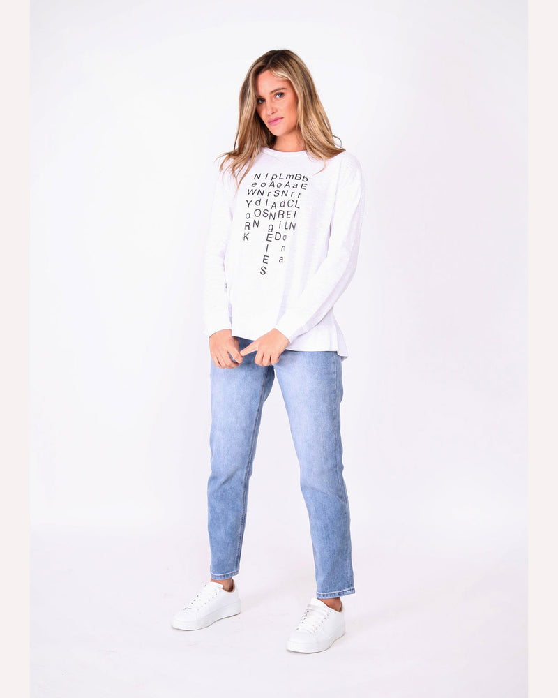 leoni-puzzle-long-sleeve-tee-white-side-view