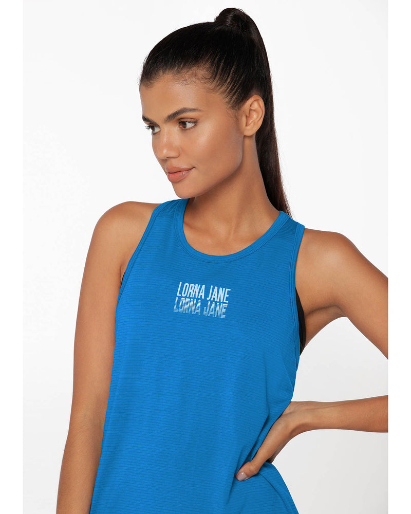 lorna-jane-ultimate-active-tank-cornflower-close-up-front