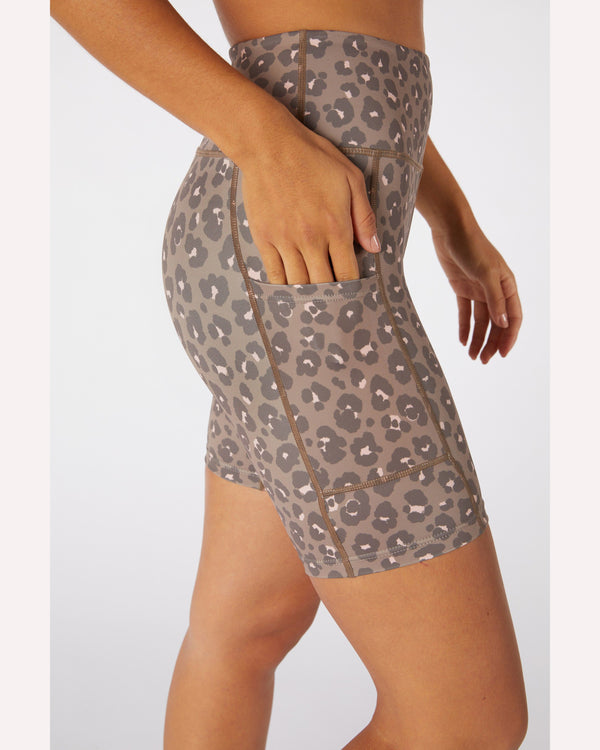 lurv-tallulah-short-ginger-side-pocket-view