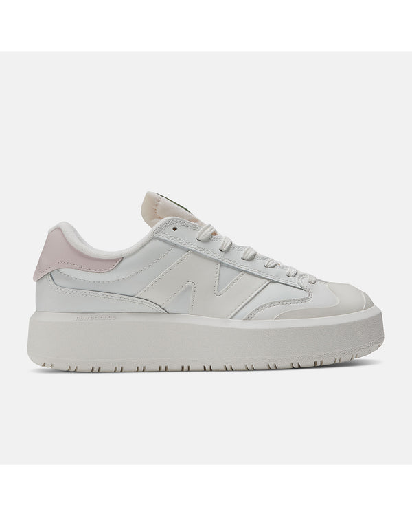 new-balance-ct302le-sneaker-white-with-pink-and-sage-leaf-side-view