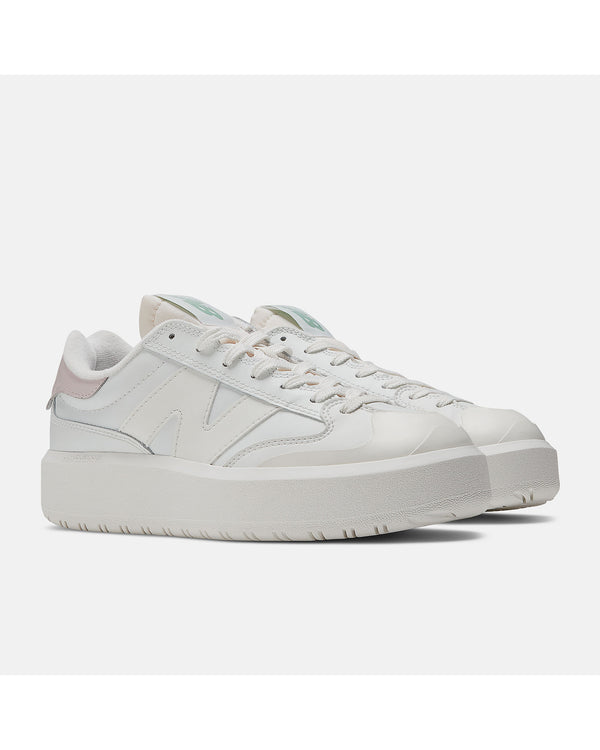 new-balance-ct302le-sneaker-white-with-pink-and-sage-leaf-both-shoes