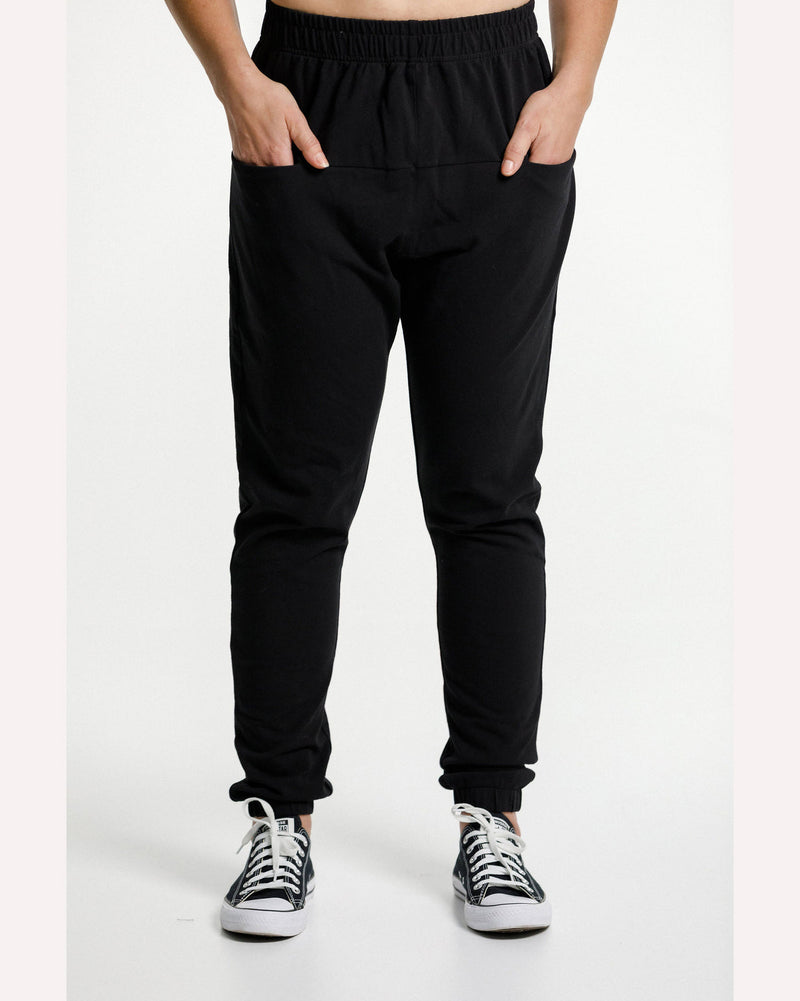rose-road-stadium-pant-black-with-gloss-rose-front-view