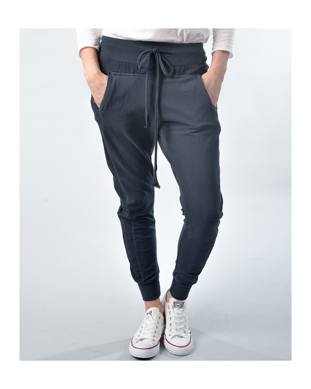 suzy-d-ultimate-jogger-navy-front-view