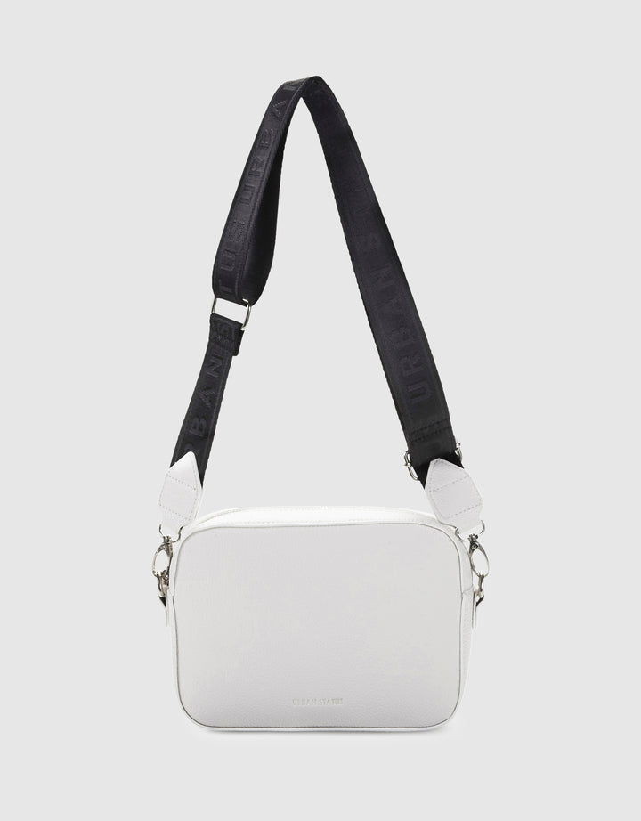 urban-status-bond-bag-white-full-view
